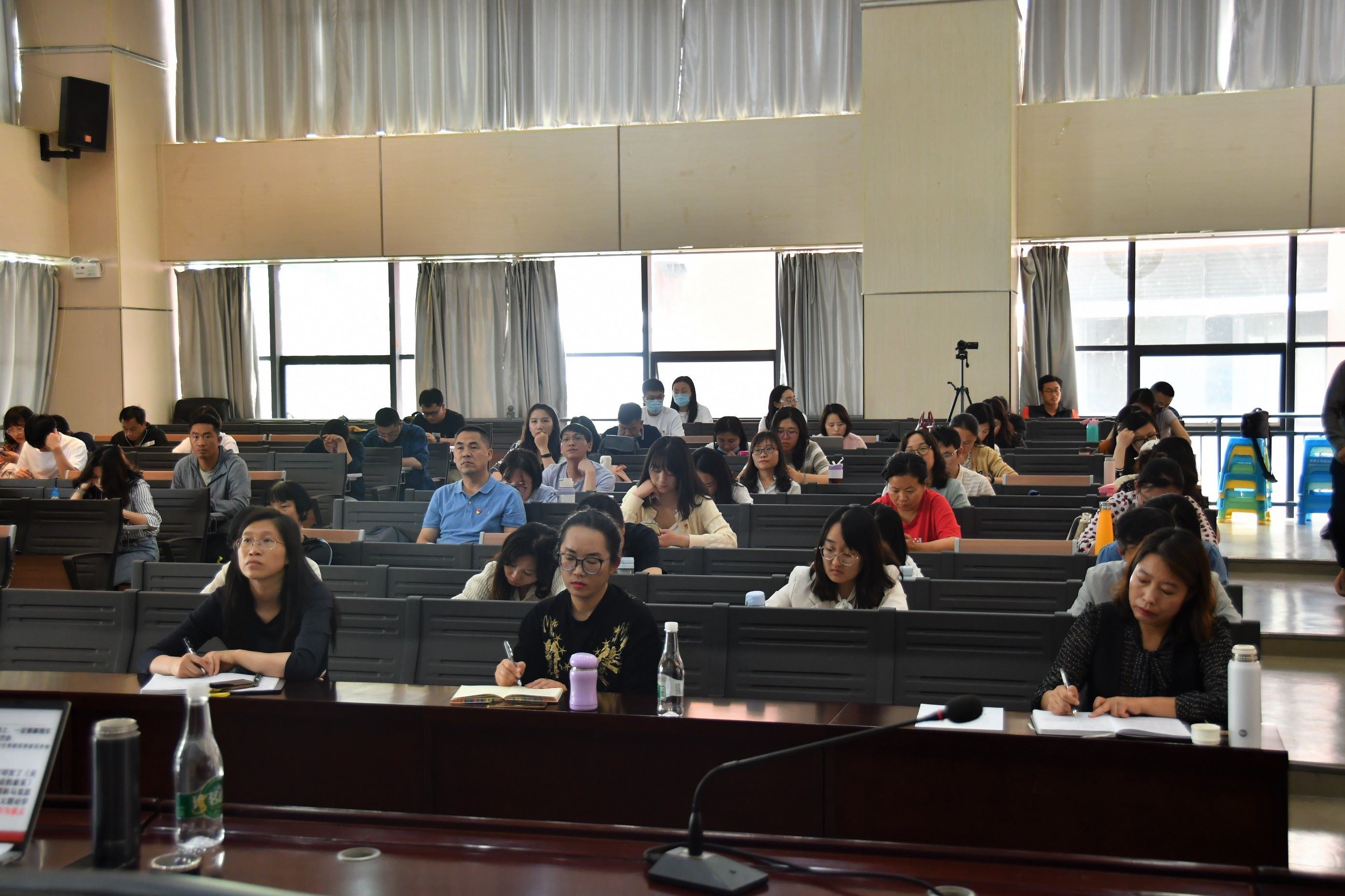 马克思主义学院邀请云南师大刘化军教授作专题讲座-云南国土资源职业学院新闻网